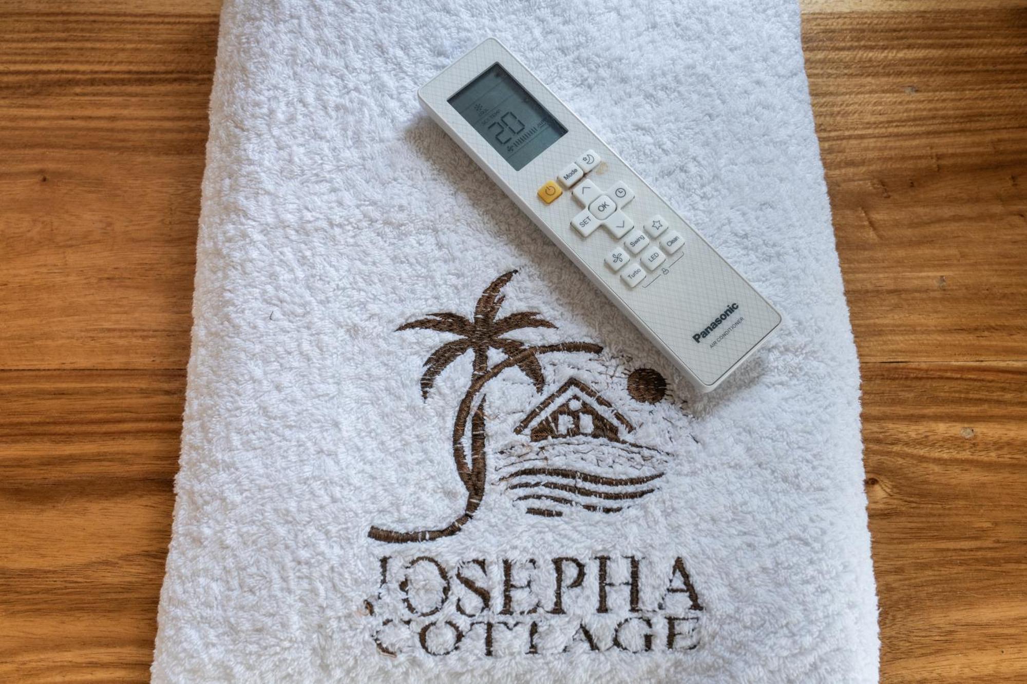 Josepha Cottage Ngurbloat Екстер'єр фото